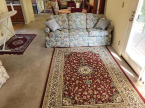charming 3 bedrooms, 2 full baths, vacation home